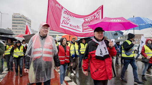 Der dbb saar demonstrieren im Rahmen der Einkommensrunde 2023